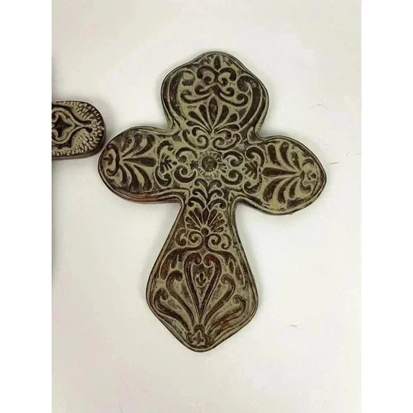 Lot of 2 Brown Rustic Heavy Wall Cross Crucifix Decor Distressed Decorative - Picture 5 of 11